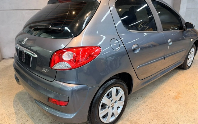 imagem-https://www.socarrao.com.br/sc-vehicle-images-prod/4265117/1790976350821-4ed922d01f1440fe8e2025e53bd742dd_1790976330715.jpg
