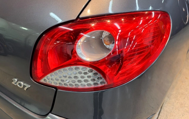 imagem-https://www.socarrao.com.br/sc-vehicle-images-prod/4265117/1790976350823-65fd9b1ba86d4e30a040fbdd6dc303b6_1790976332273.jpg