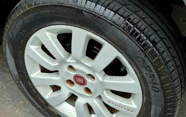 imagem-https://www.socarrao.com.br/sc-vehicle-images-prod/4265130/1790976657403-8532409_14_B_72adec0447.jpeg