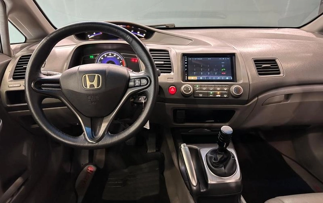 imagem-https://www.socarrao.com.br/sc-vehicle-images-prod/4265224/1791210408755-8434375_14_B_416a775eaf.jpeg