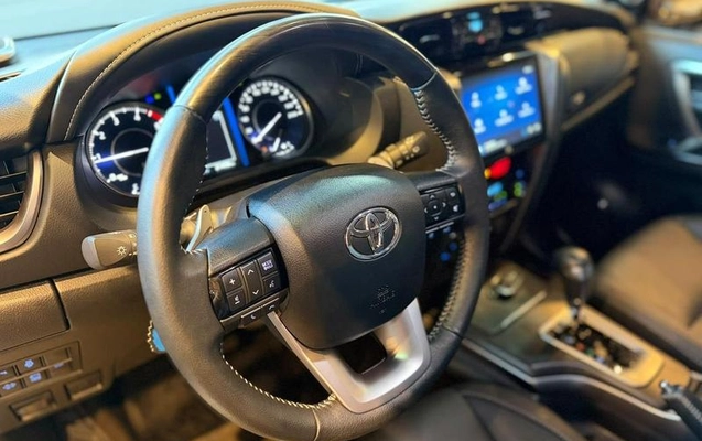 imagem-https://www.socarrao.com.br/sc-vehicle-images-prod/4265225/1790977389110-8539921_0_B_e17bab69ad.jpeg