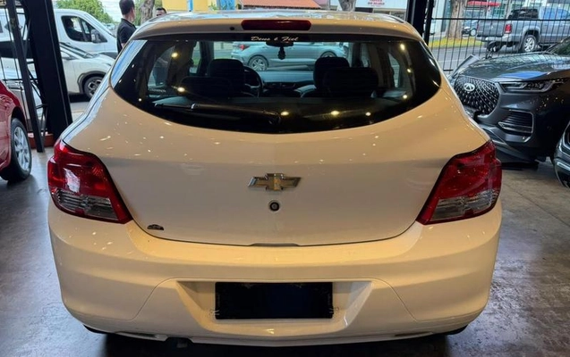imagem-https://www.socarrao.com.br/sc-vehicle-images-prod/4265299/1790977899724-8538612_1_B_340a18dd27.jpeg