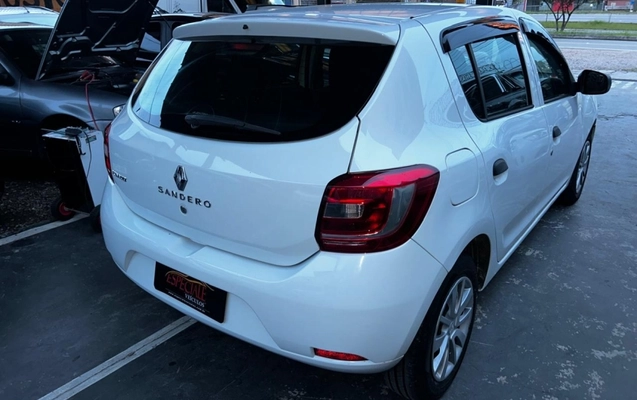 imagem-https://www.socarrao.com.br/sc-vehicle-images-prod/4265316/1791043152809-ahWzxIyTYf4w8Lbh5OZykf2kUGW85GSI.jpg
