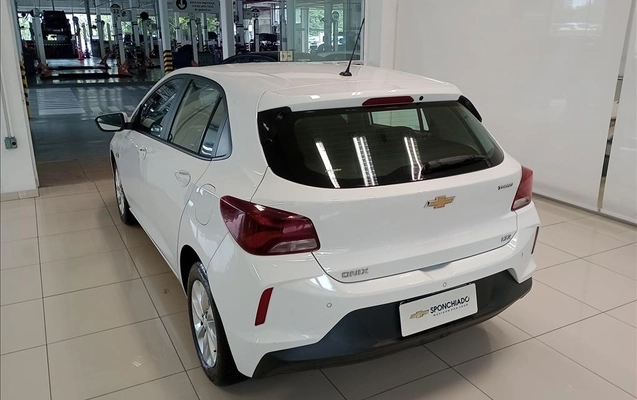 imagem-https://www.socarrao.com.br/sc-vehicle-images-prod/4265322/1791324193817-2a5ec6f1-6e29-49ce-823d-aa83d178e41d20261002134445.jpeg