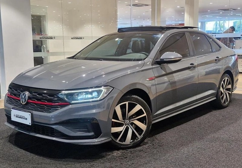 Volkswagen Jetta 2021 Cinza — foto 1 de 3