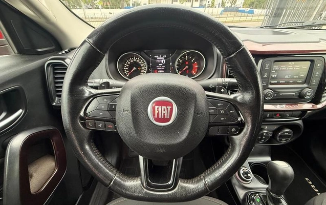 imagem-https://www.socarrao.com.br/sc-vehicle-images-prod/4265389/1791506138129-8448648_16_B_03ffcce4ba.jpeg