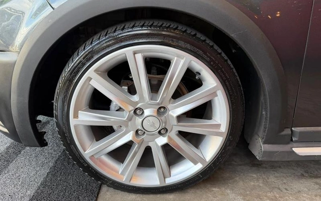 imagem-https://www.socarrao.com.br/sc-vehicle-images-prod/4265482/1790981097566-8539989_12_B_beb8c72388.jpeg