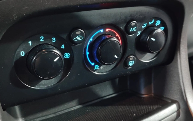 imagem-https://www.socarrao.com.br/sc-vehicle-images-prod/4265500/1790980225242-V2hhdHNBcHAgSW1hZ2UgMjAyNi0xMC0wMiBhdCAxOC4wMy40OSAoMSkuanBlZw.jpeg
