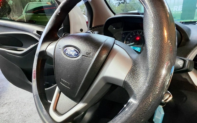 imagem-https://www.socarrao.com.br/sc-vehicle-images-prod/4265500/1790980225286-V2hhdHNBcHAgSW1hZ2UgMjAyNi0xMC0wMiBhdCAxOC4wMy41MC5qcGVn.jpeg