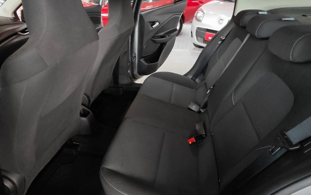 imagem-https://www.socarrao.com.br/sc-vehicle-images-prod/4265565/1790980786461-V2hhdHNBcHAgSW1hZ2UgMjAyNi0wOS0zMCBhdCAxNy40Ni41Mi5qcGVn.jpeg