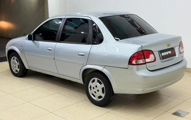 imagem-https://www.socarrao.com.br/sc-vehicle-images-prod/4266017/1790985569915-8536080_7_B_83844a1483.jpeg