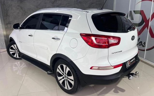 imagem-https://www.socarrao.com.br/sc-vehicle-images-prod/4266552/1790990868378-8321854_12_B_d7e0a8cf25.jpeg