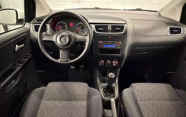 imagem-https://www.socarrao.com.br/sc-vehicle-images-prod/4266932/1790994860136-8535189_18_B_79d03d1b03.jpeg