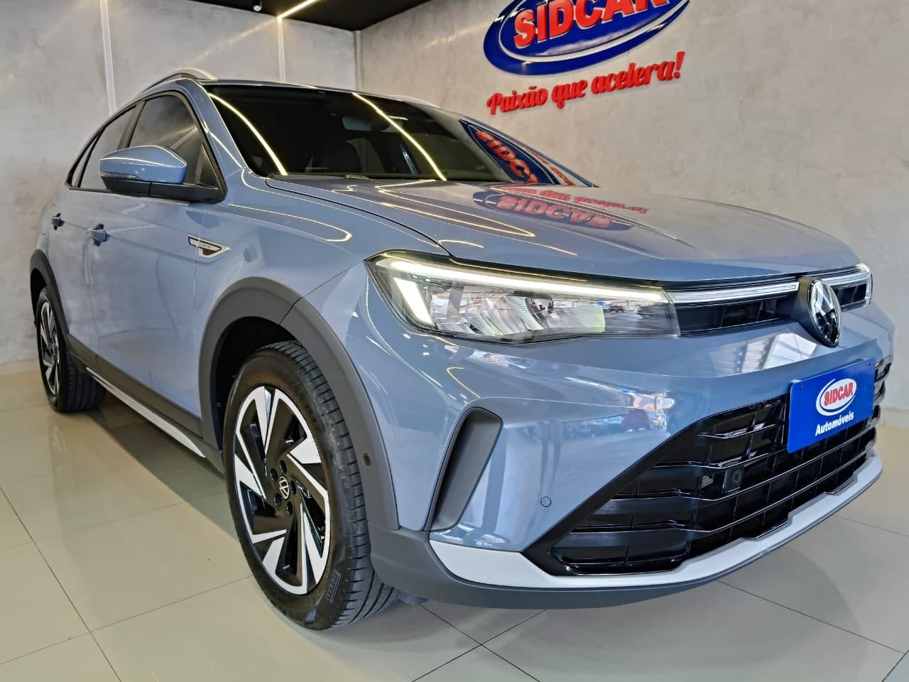 Volkswagen Nivus Highline 1.0 200 TSI Flex Aut. na cor Azul em Garuva / SC - 42670