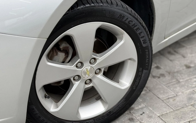 imagem-https://www.socarrao.com.br/sc-vehicle-images-prod/4267145/1790996994816-003_c034feef1c6f79438ebc1d6480bc41e6.jpg