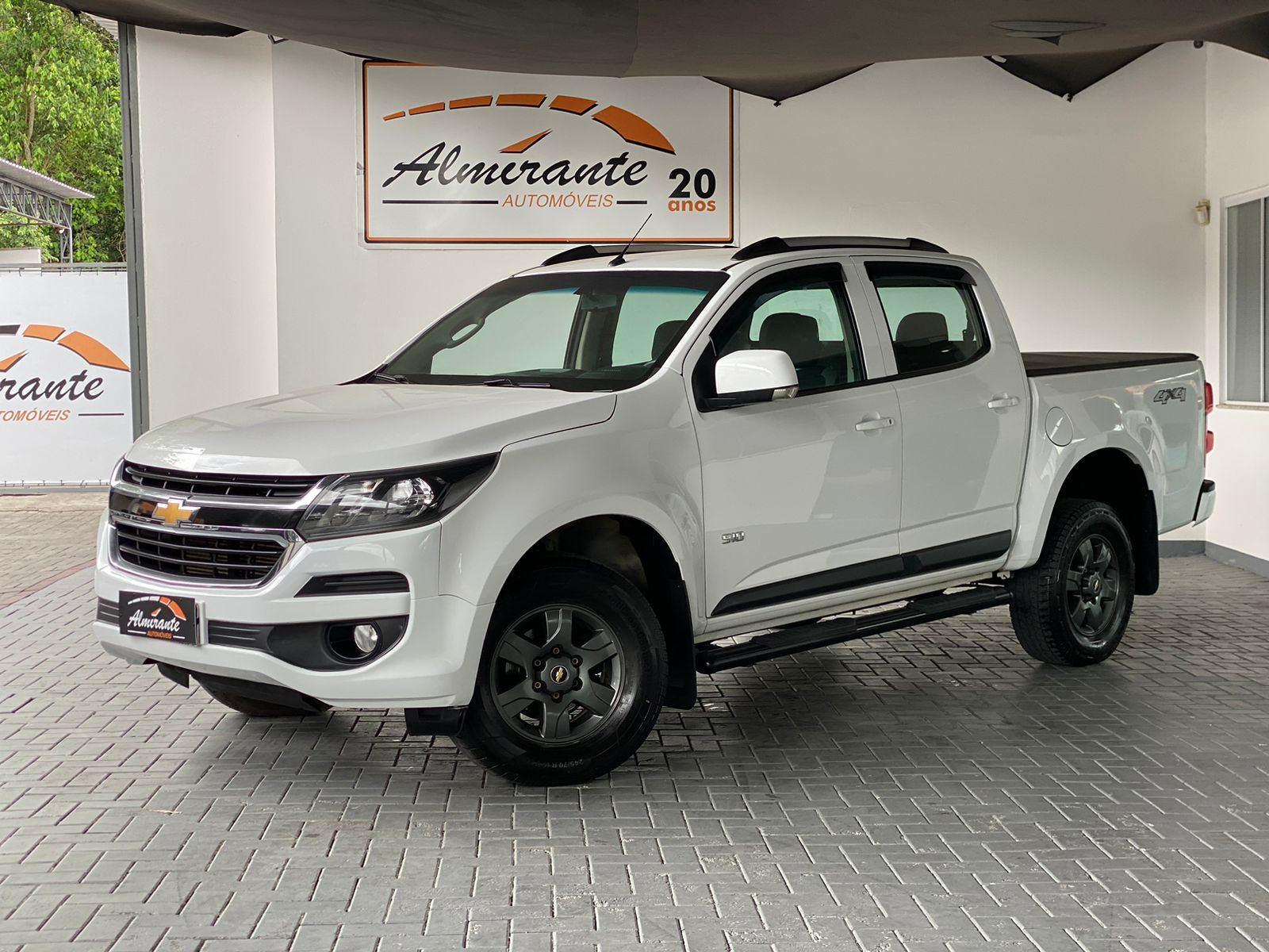 Chevrolet S10 Pick-Up LS 2.8 TDI 4x4 CD Dies. Mec. na cor Branco em Blumenau / SC - 42693
