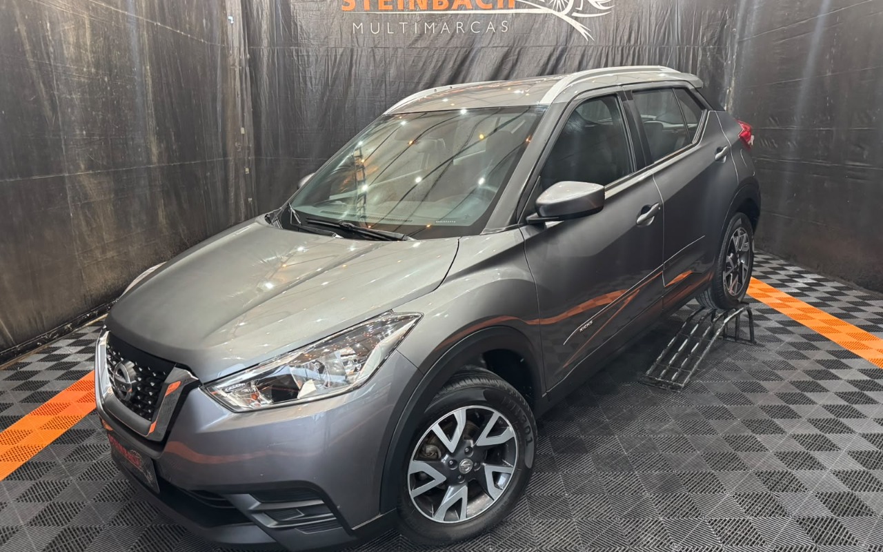 Nissan KICKS 2019 Cinza — foto 1 de 3