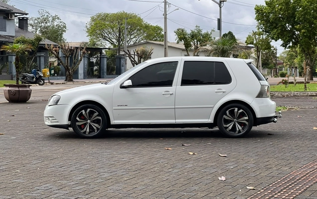 imagem-https://www.socarrao.com.br/sc-vehicle-images-prod/4270144/1791029311242-bd9242cc35b64614aeaa5a3ad208e8c9_1791029241485.jpg