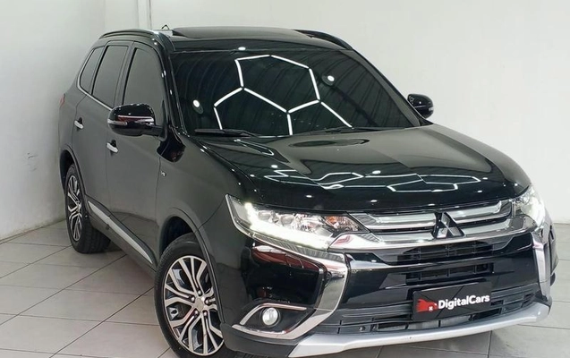 imagem-https://www.socarrao.com.br/sc-vehicle-images-prod/4270159/1791301692716-8537336_15_B_9cd5b5a7e3.jpeg