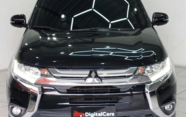 imagem-https://www.socarrao.com.br/sc-vehicle-images-prod/4270159/1791301692721-8537336_3_B_95fe547b2c.jpeg