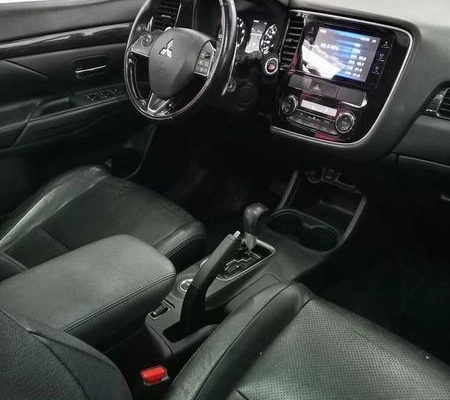 imagem-https://www.socarrao.com.br/sc-vehicle-images-prod/4270159/1791301692753-8537336_13_B_a80f541f01.jpeg