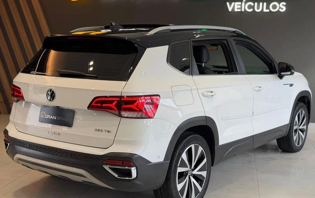 imagem-https://www.socarrao.com.br/sc-vehicle-images-prod/4270174/1791570499344-8540251_9_B_6cf5dfa291.jpeg