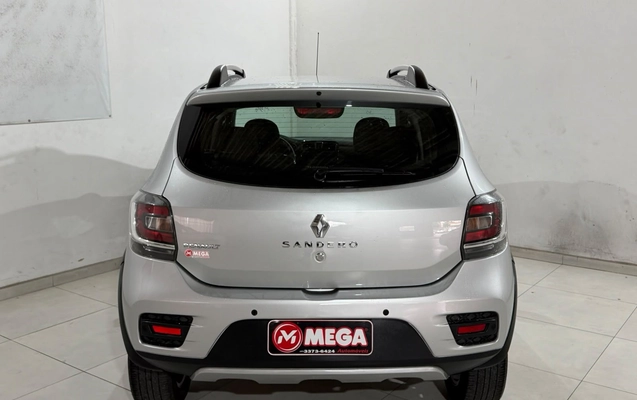 imagem-https://www.socarrao.com.br/sc-vehicle-images-prod/4270178/1791030876945-35fac4b91b8b40b8bd66b4f92c500c58_1791030719068.jpg
