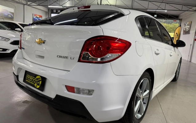 imagem-https://www.socarrao.com.br/sc-vehicle-images-prod/4270180/1791207320576-gb-d18e910.jpeg