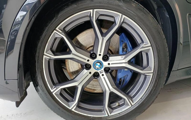 imagem-https://www.socarrao.com.br/sc-vehicle-images-prod/4270186/1791031077072-8504677_2_B_e2c1202f9d.jpeg