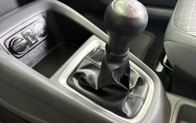 imagem-https://www.socarrao.com.br/sc-vehicle-images-prod/4270198/1791231543265-06fd06db-a67c-e0d1-5100-845243264305-whatsappimage2026-10-01at171815jpeg.jpg