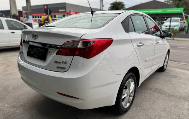 imagem-https://www.socarrao.com.br/sc-vehicle-images-prod/4270207/1791032067100-gb-54e3e40.jpg
