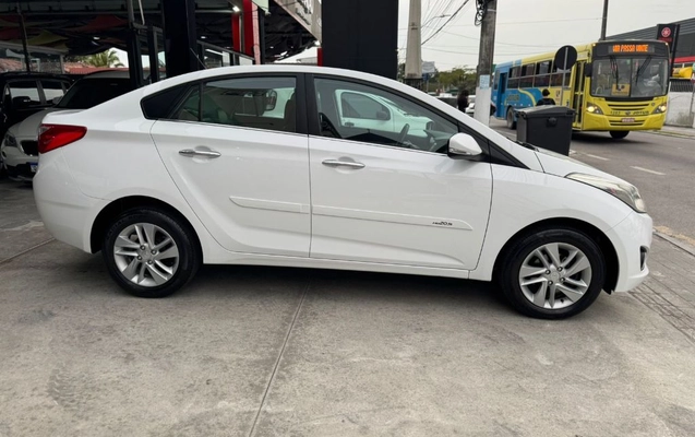 imagem-https://www.socarrao.com.br/sc-vehicle-images-prod/4270207/1791032067130-gb-741c367.jpg
