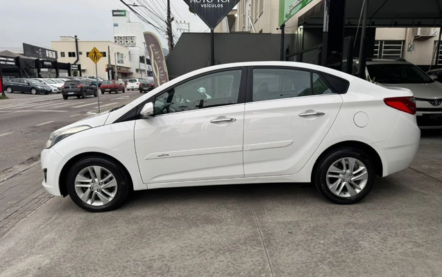 imagem-https://www.socarrao.com.br/sc-vehicle-images-prod/4270207/1791032067132-gb-e3da71a.jpg