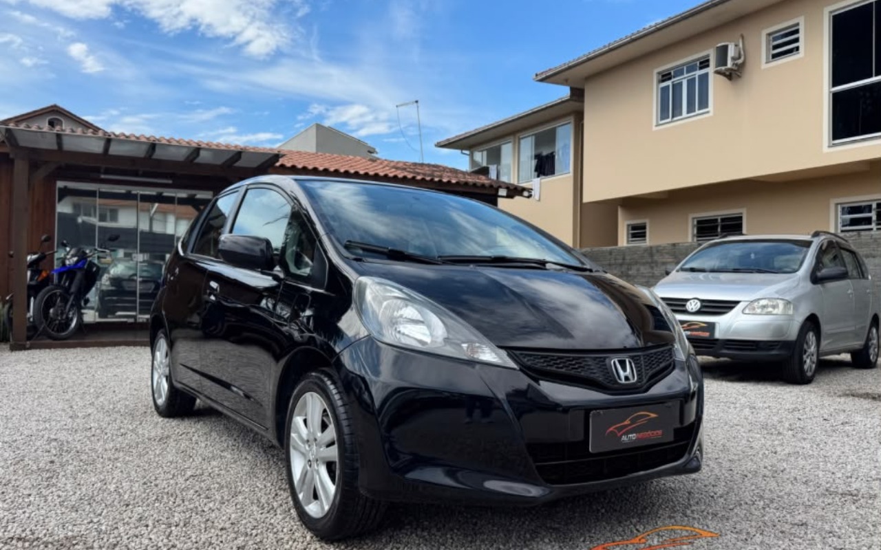 imagem-https://www.socarrao.com.br/sc-vehicle-images-prod/4270211/1791032248342-My5qcGVn.jpeg