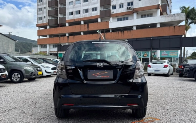 imagem-https://www.socarrao.com.br/sc-vehicle-images-prod/4270211/1791032248507-NS5qcGVn.jpeg