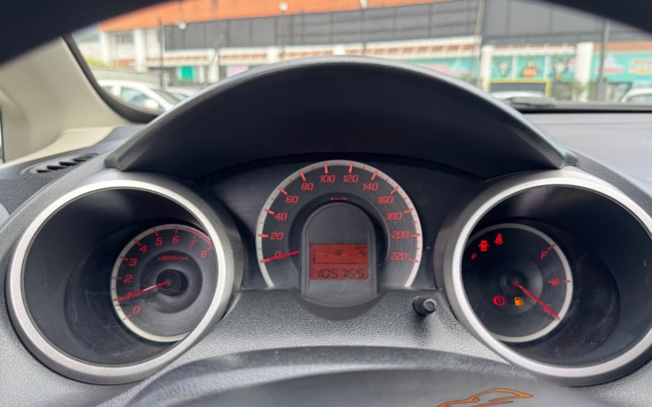 imagem-https://www.socarrao.com.br/sc-vehicle-images-prod/4270211/1791032249053-MTAuanBlZw.jpeg