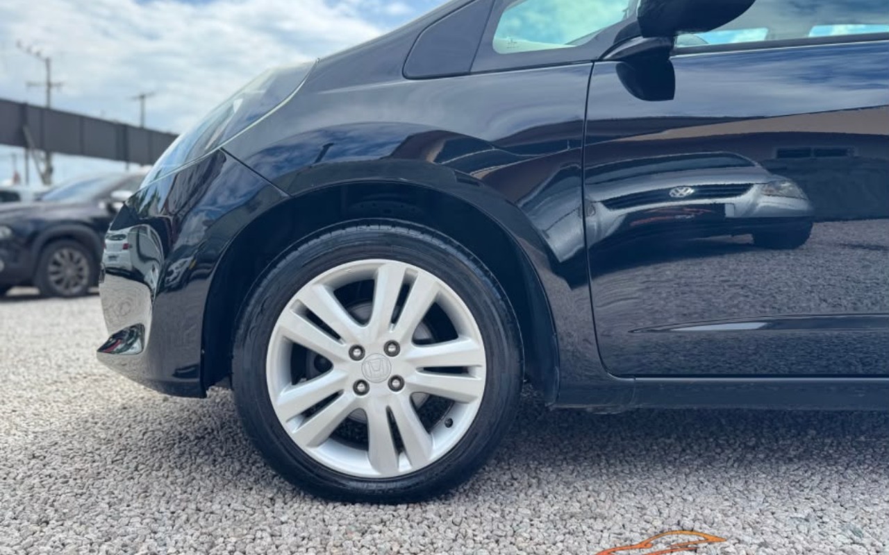 imagem-https://www.socarrao.com.br/sc-vehicle-images-prod/4270211/1791032249428-MTYuanBlZw.jpeg
