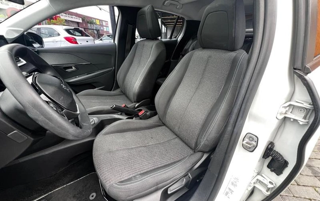 imagem-https://www.socarrao.com.br/sc-vehicle-images-prod/4270216/1791032665204-8532584_18_B_7e0ed745ea.jpeg