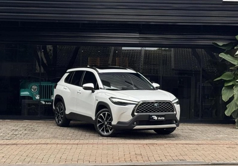 Toyota Corolla Cross 2022 Branco — foto 1 de 3
