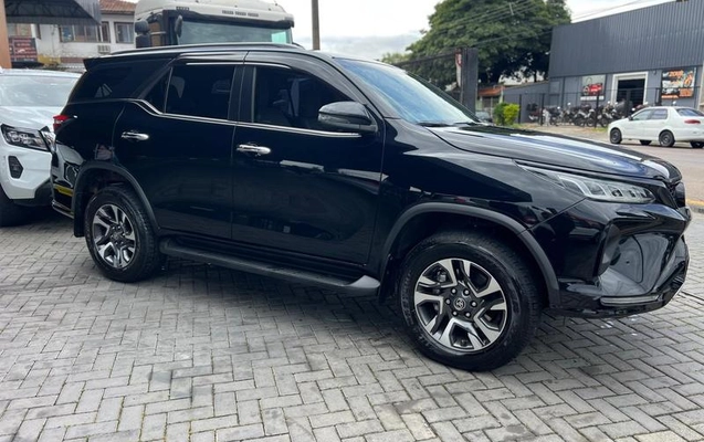 imagem-https://www.socarrao.com.br/sc-vehicle-images-prod/4270223/1791032635471-8536507_10_B_ddb5d41c38.jpeg