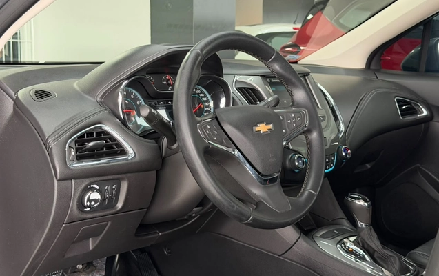 imagem-https://www.socarrao.com.br/sc-vehicle-images-prod/4270230/1791032874205-003_52e49647f0892280b98cc6110b2a0c29.jpg