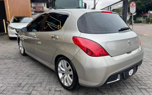 imagem-https://www.socarrao.com.br/sc-vehicle-images-prod/4270236/1791033268266-8538907_10_B_965df822a8.jpeg