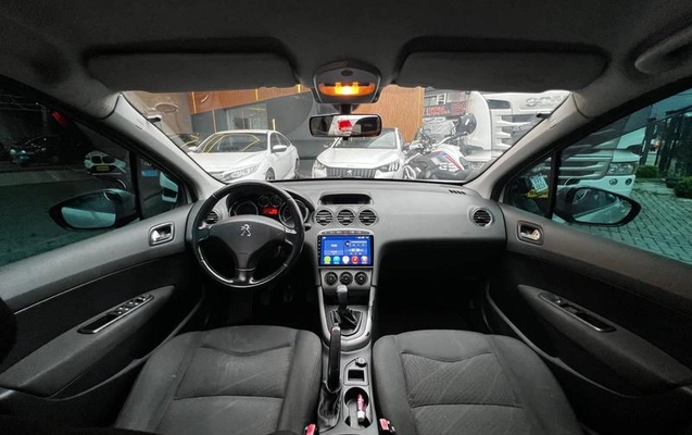 imagem-https://www.socarrao.com.br/sc-vehicle-images-prod/4270236/1791033268276-8538907_17_B_091a127ac4.jpeg