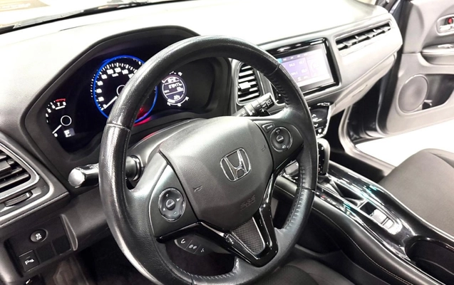 imagem-https://www.socarrao.com.br/sc-vehicle-images-prod/4270241/1791033413109-7_101608.jpg