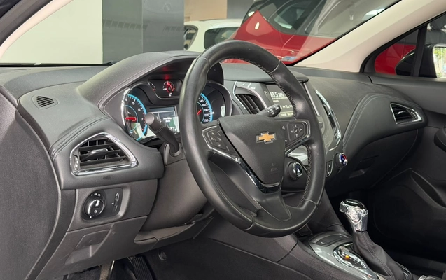 imagem-https://www.socarrao.com.br/sc-vehicle-images-prod/4270247/1791033639080-003_d2f390766e4c76f2b62828d0b4025de3.jpg