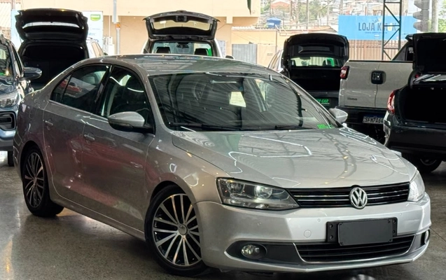 imagem-https://www.socarrao.com.br/sc-vehicle-images-prod/4270254/1791033663347-2_055507.jpg