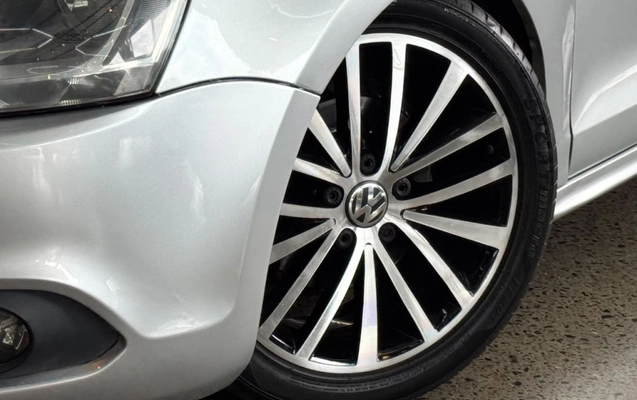 imagem-https://www.socarrao.com.br/sc-vehicle-images-prod/4270254/1791033663347-9_055507.jpg
