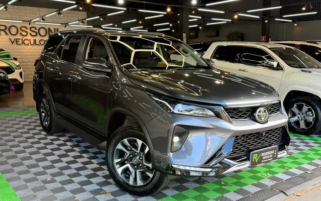 imagem-https://www.socarrao.com.br/sc-vehicle-images-prod/4270282/1791202075517-8536142_3_B_37fb44d017.jpeg