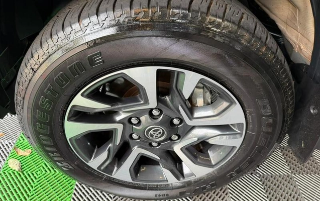 imagem-https://www.socarrao.com.br/sc-vehicle-images-prod/4270282/1791202075541-8536142_15_B_a5c72f0fd1.jpeg