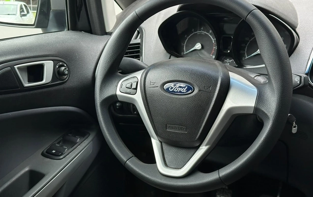 imagem-https://www.socarrao.com.br/sc-vehicle-images-prod/4270288/1791034557261-fe001639d5794bdb8054bde19d53866f_1791034544826.jpg